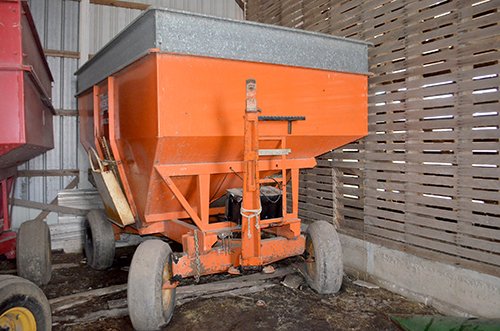 Property photo 49 - FARM EQUIPMENT AUCTION IN ELKHART COUNTY, IN